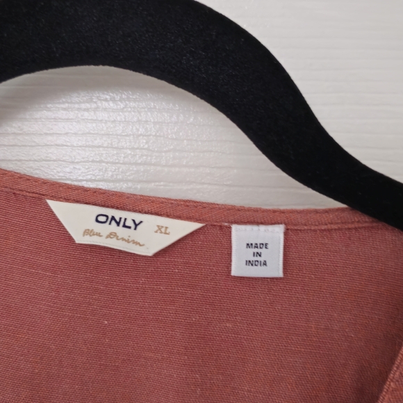 Linen Dress - Picture 3 of 3